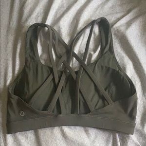 Lululemon Sports Bra: Free To Be Serene